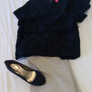 Vince Camuto Keyhole Top